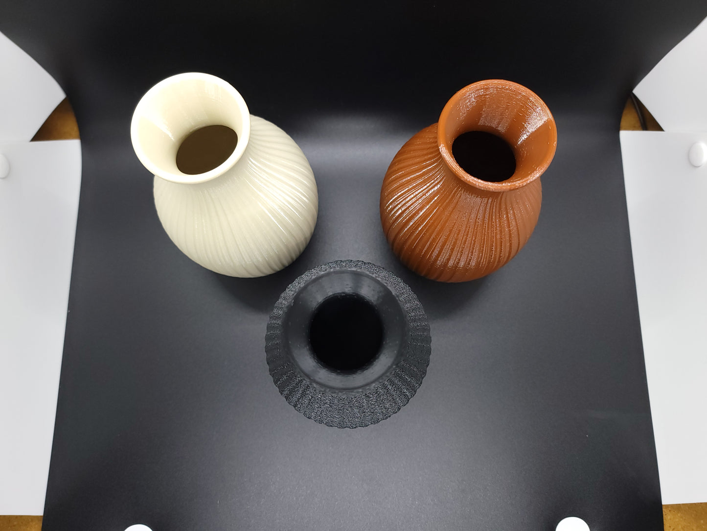 Classic 6" Ribbed Vase – Timeless Design, Custom Finish