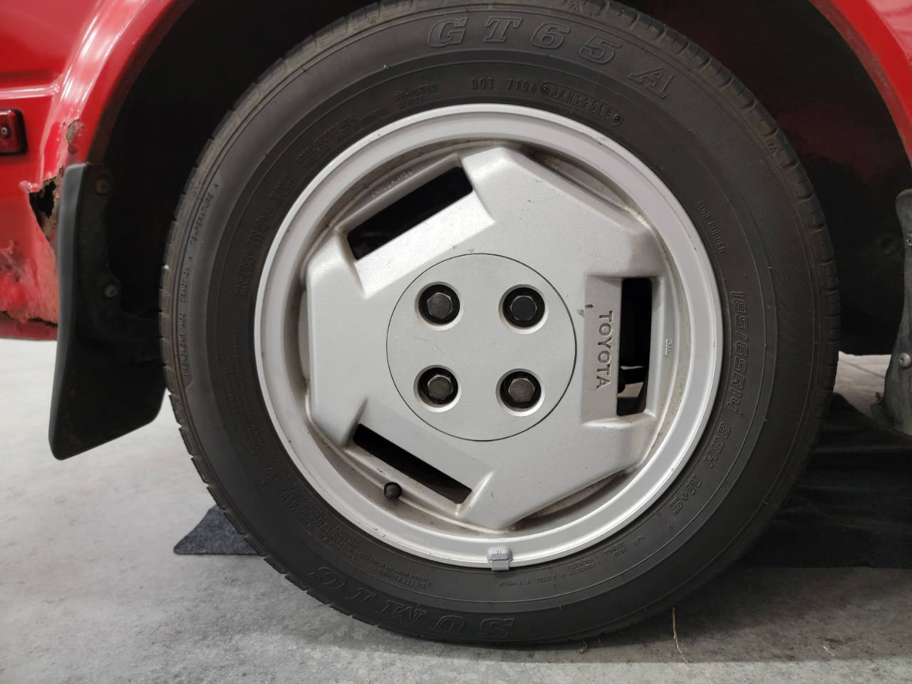 Toyota MR2 MK1 Lug Nut Caps - 4 Pack