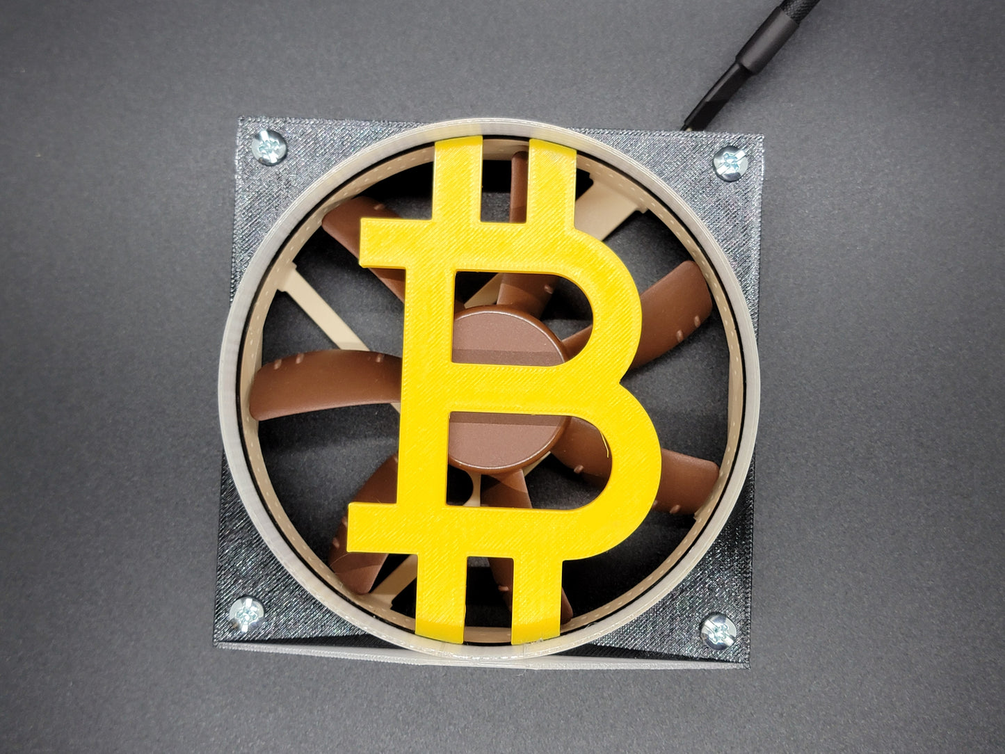 Bitcoin Fan Grill – A Touch of Crypto Bling for Your Rig (80mm/92mm/120mm)